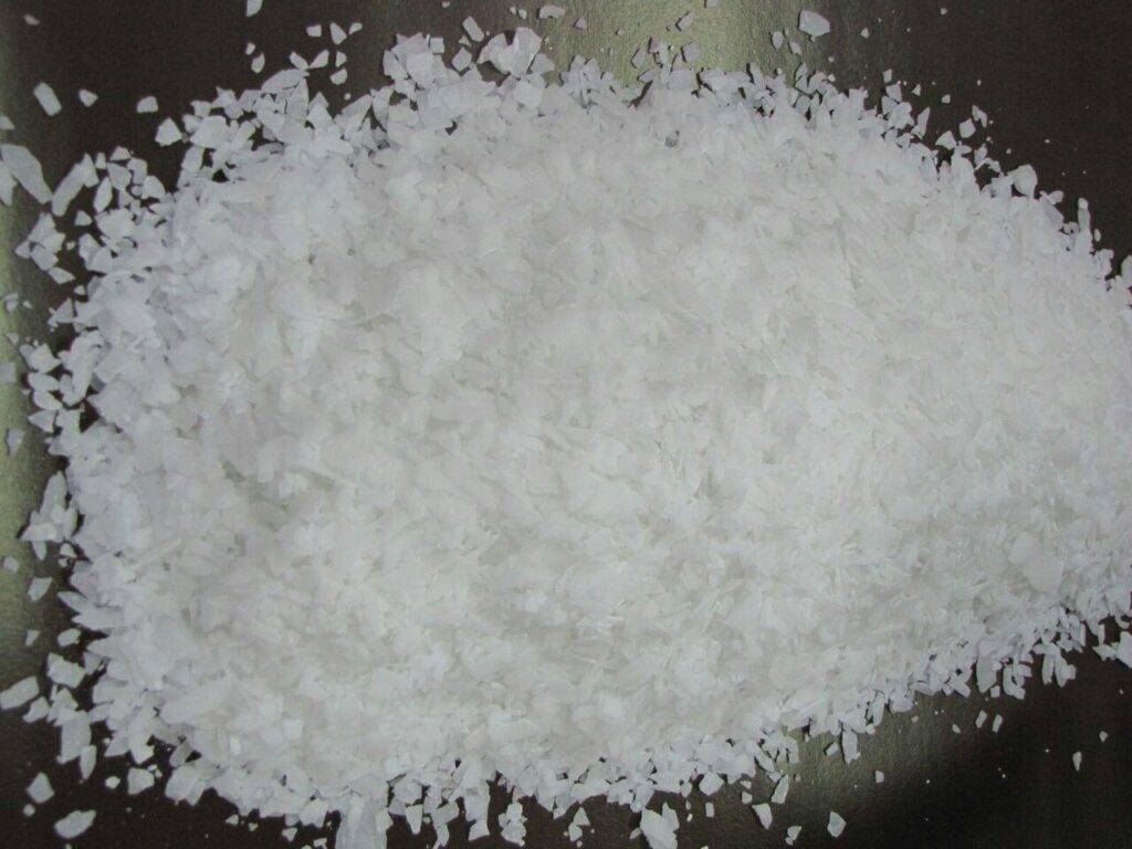 advantages and disadvantages of Caustic Soda Flakes